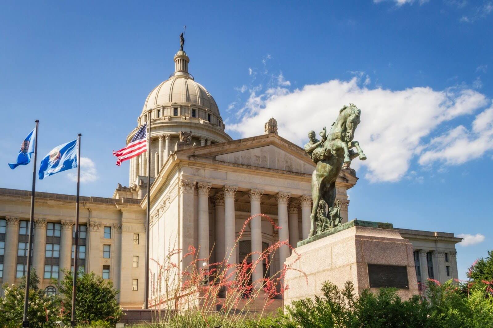 oklahoma state capitol in oklahoma city
